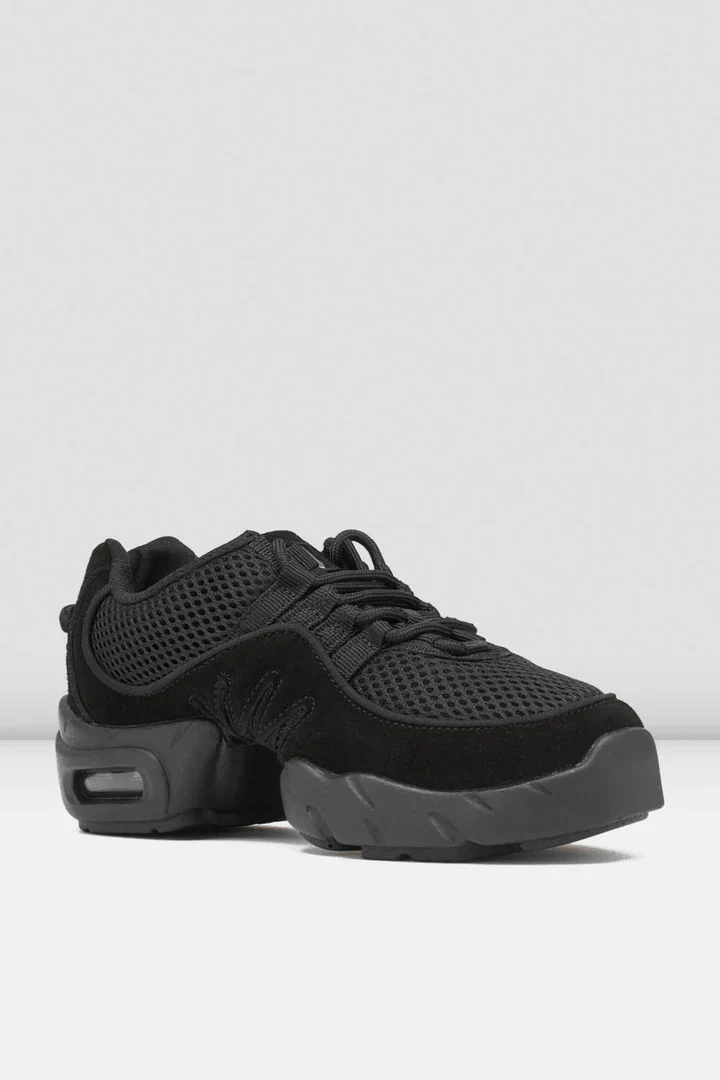 Boost Mesh Sneaker (538L)
